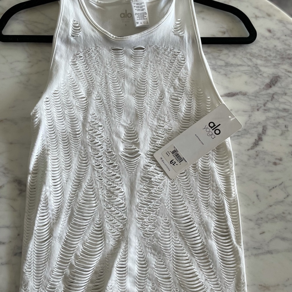 ALO YOGA Vixen fitted muscle tank